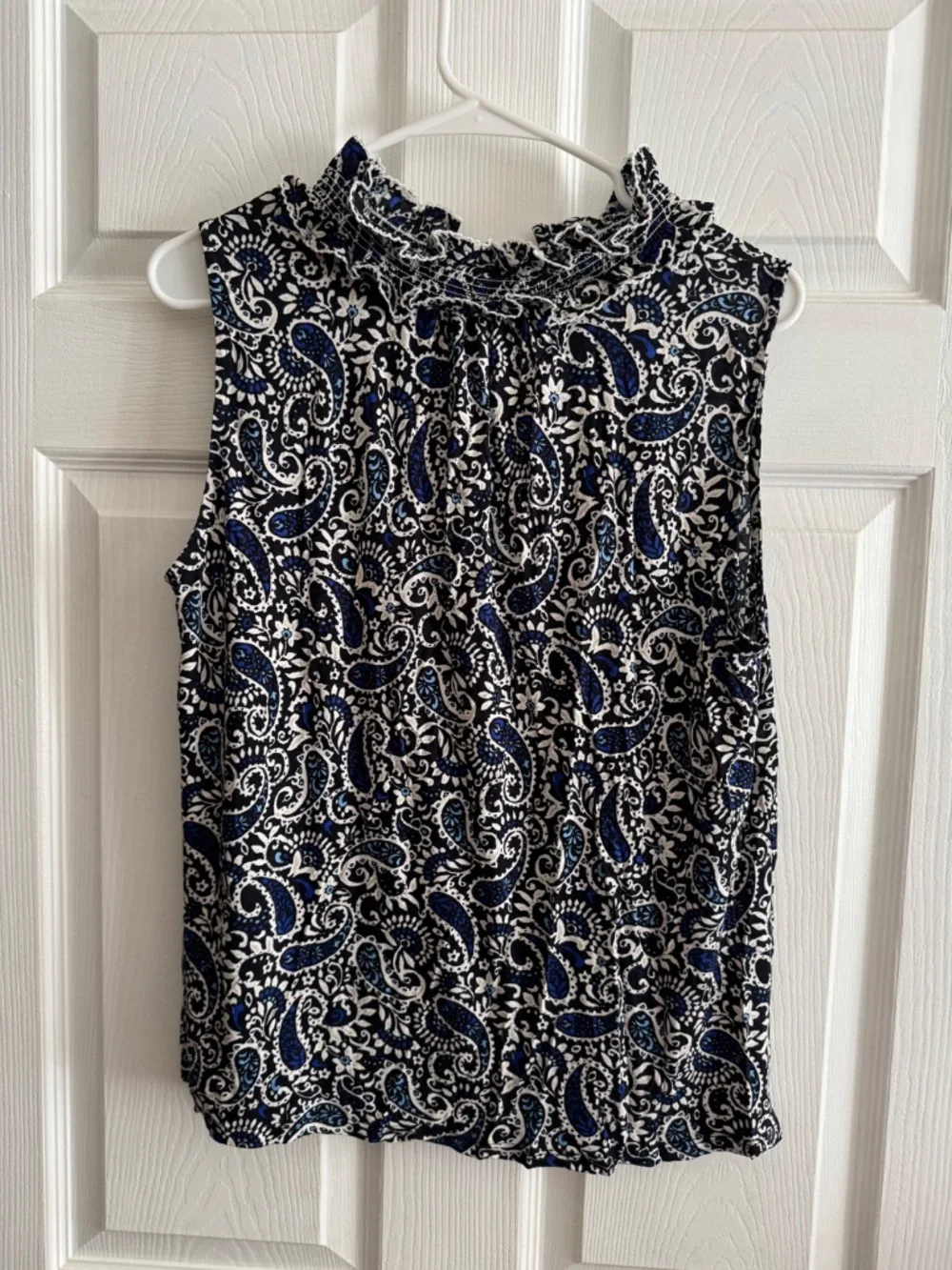 Loft/Size Large/ Black Multi colored